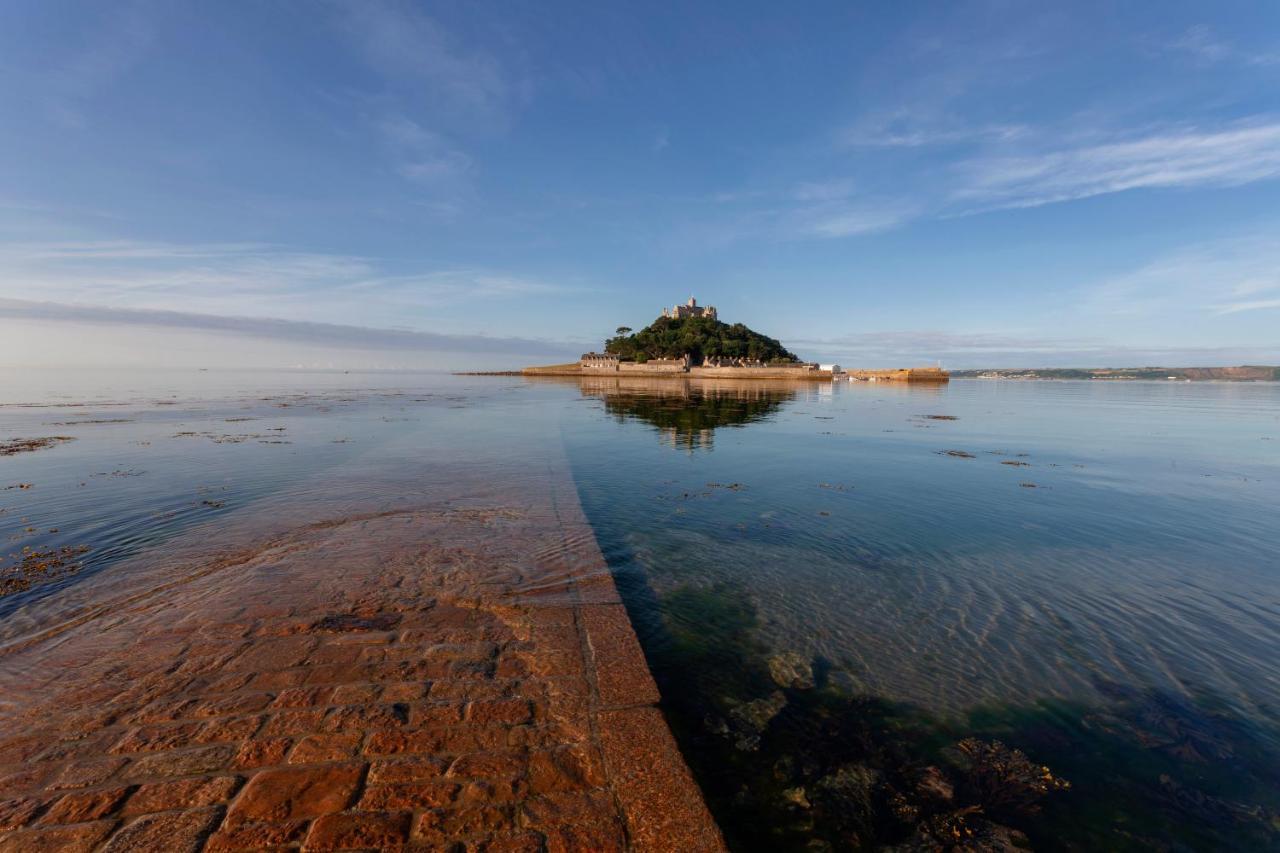 Estoril Bed & Breakfast เพนแซนซ์ ภายนอก รูปภาพ