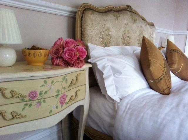 Estoril Bed & Breakfast เพนแซนซ์ ภายนอก รูปภาพ